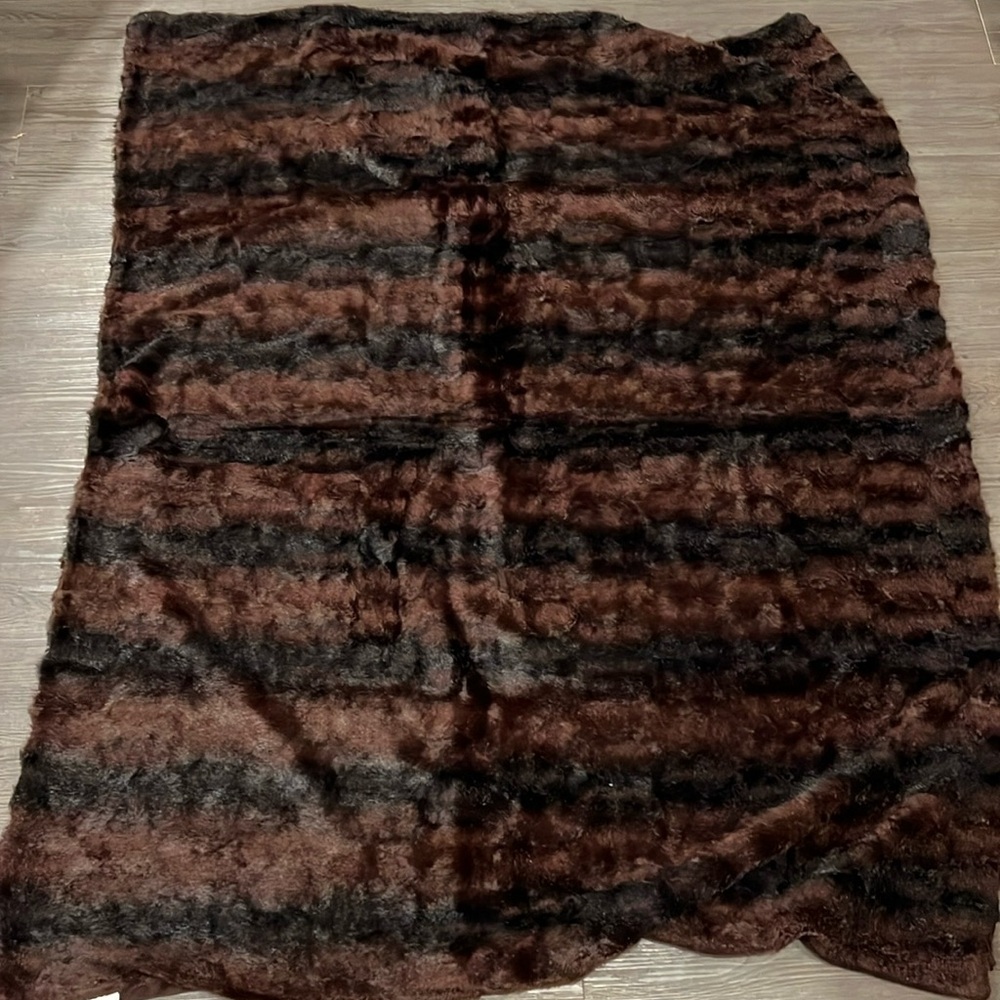 West Elm 47x60 Faux Fur Throw Blanket Purple & Black